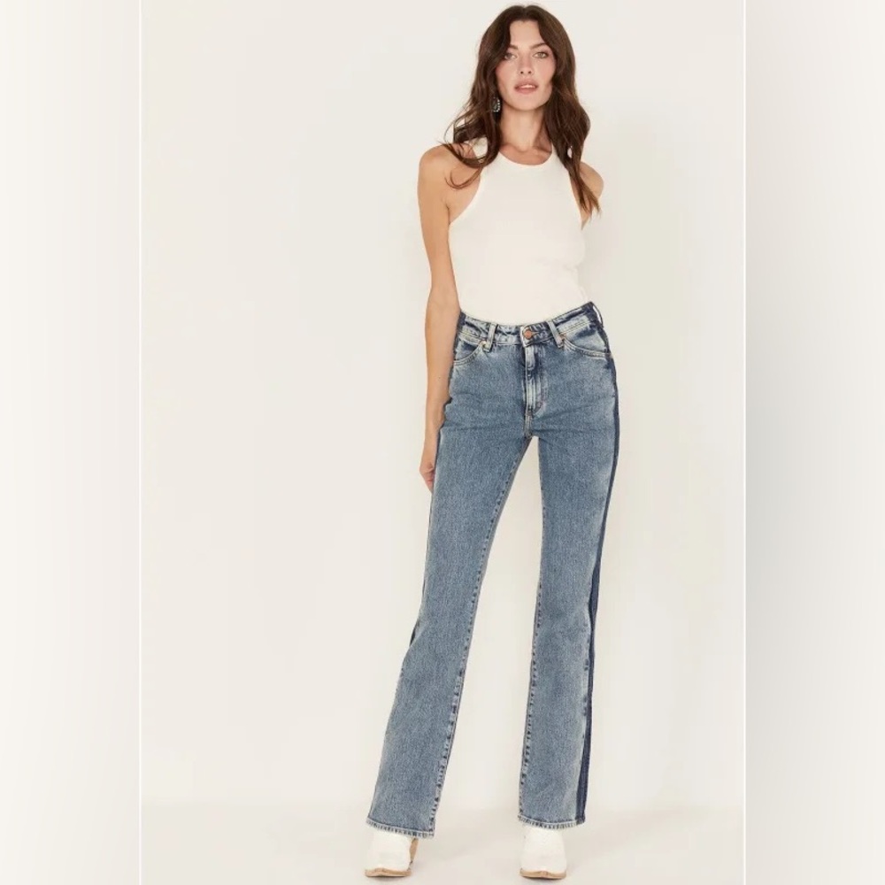 SOLD Wrangler Westward Jeans Women’s W25 L34 BNWT